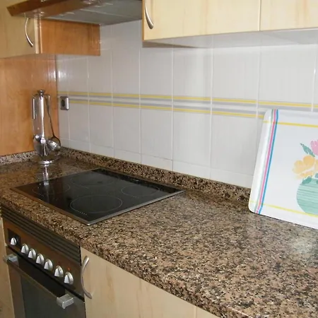 De 2 Dormitorios. A/ Acondicionado. Urbanizacion Con Piscina, Exclusivo Familias - Es-314-32 * Gandia