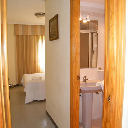 Apartment De 2 Dormitorios. A/ Acondicionado. Urbanizacion Con Piscina, Exclusivo Familias - Es-314-32