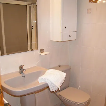 Apartamento Con Aa Y Piscina - Familias - Es-314-32